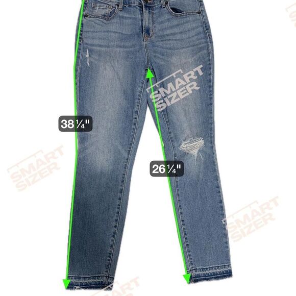 Old Navy Curvy Skinny Jeans | Women's Size 6 | Mid-Rise Medium Wash Distressed - Picture 8 of 8